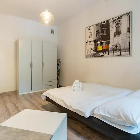 Classic Living By Bookinghost Appartement *