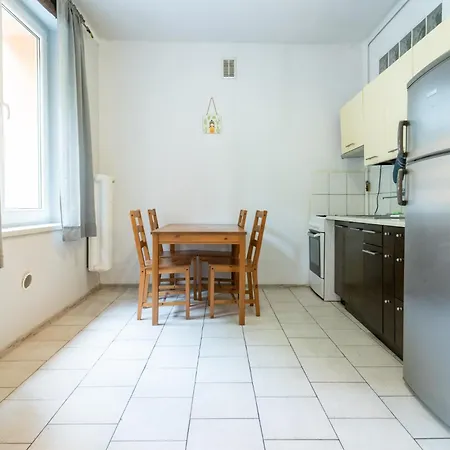 Classic Living By Bookinghost Apartment Katowice